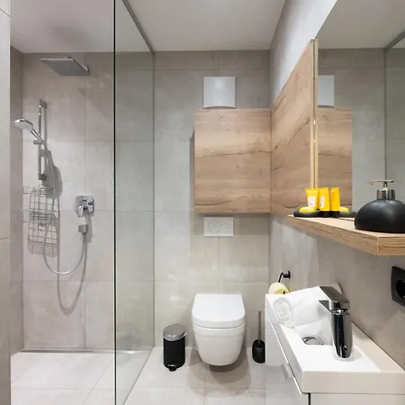 Atemberaubendes Und Charismatisches Luxus-apartment In Der Residenz Silvretta - Inklusive Silvretta Card Premium See