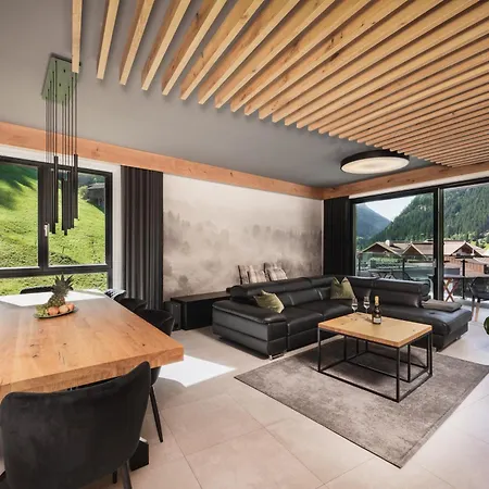 Apartmán Atemberaubendes Und Charismatisches Luxus-apartment In Der Residenz Silvretta *