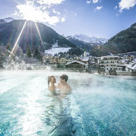 Atemberaubendes Und Charismatisches Luxus-apartment In Der Residenz Silvretta - Inklusive Silvretta Card Premium * See