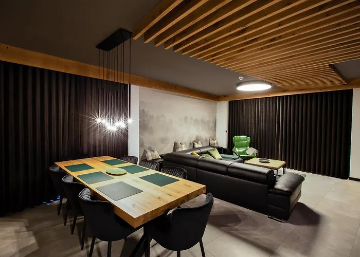 Atemberaubendes Und Charismatisches Luxus-apartment In Der Residenz Silvretta Apartmán