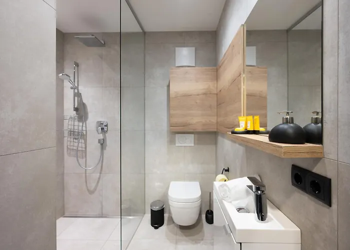 Atemberaubendes Und Charismatisches Luxus-apartment In Der Residenz Silvretta See