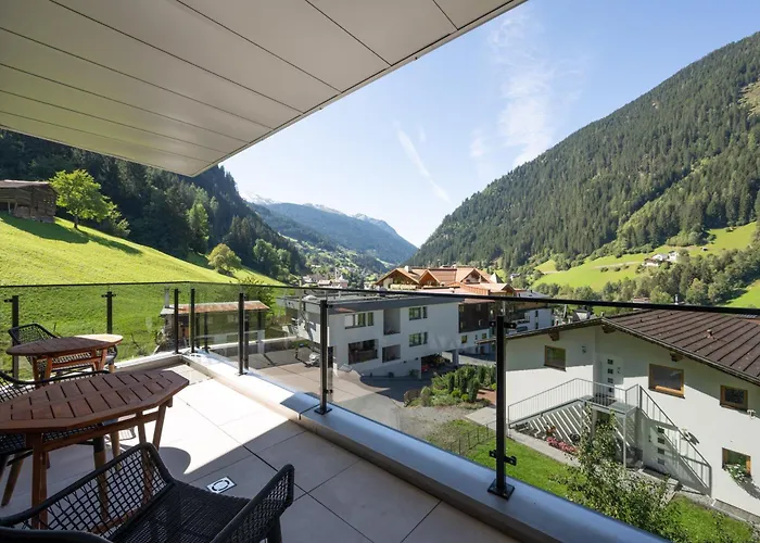 Atemberaubendes Und Charismatisches Luxus-apartment In Der Residenz Silvretta