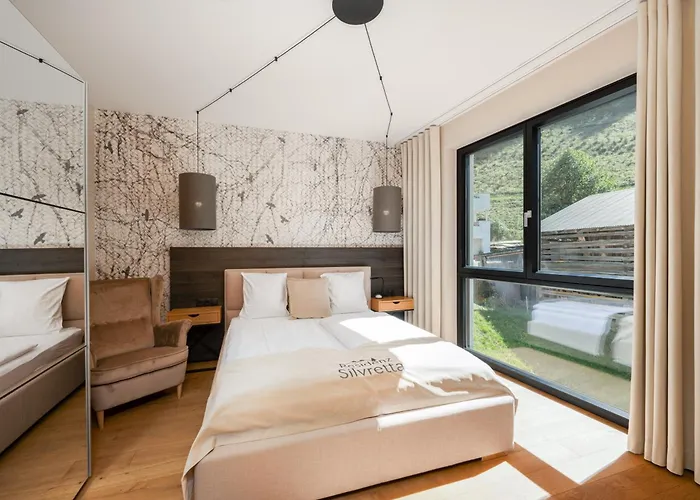 Atemberaubendes Und Charismatisches Luxus-apartment In Der Residenz Silvretta *