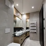 Atemberaubendes Und Charismatisches Luxus-apartment In Der Residenz Silvretta