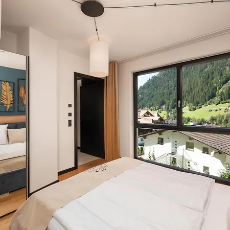 Atemberaubendes Und Charismatisches Luxus-apartment In Der Residenz Silvretta Appartamento